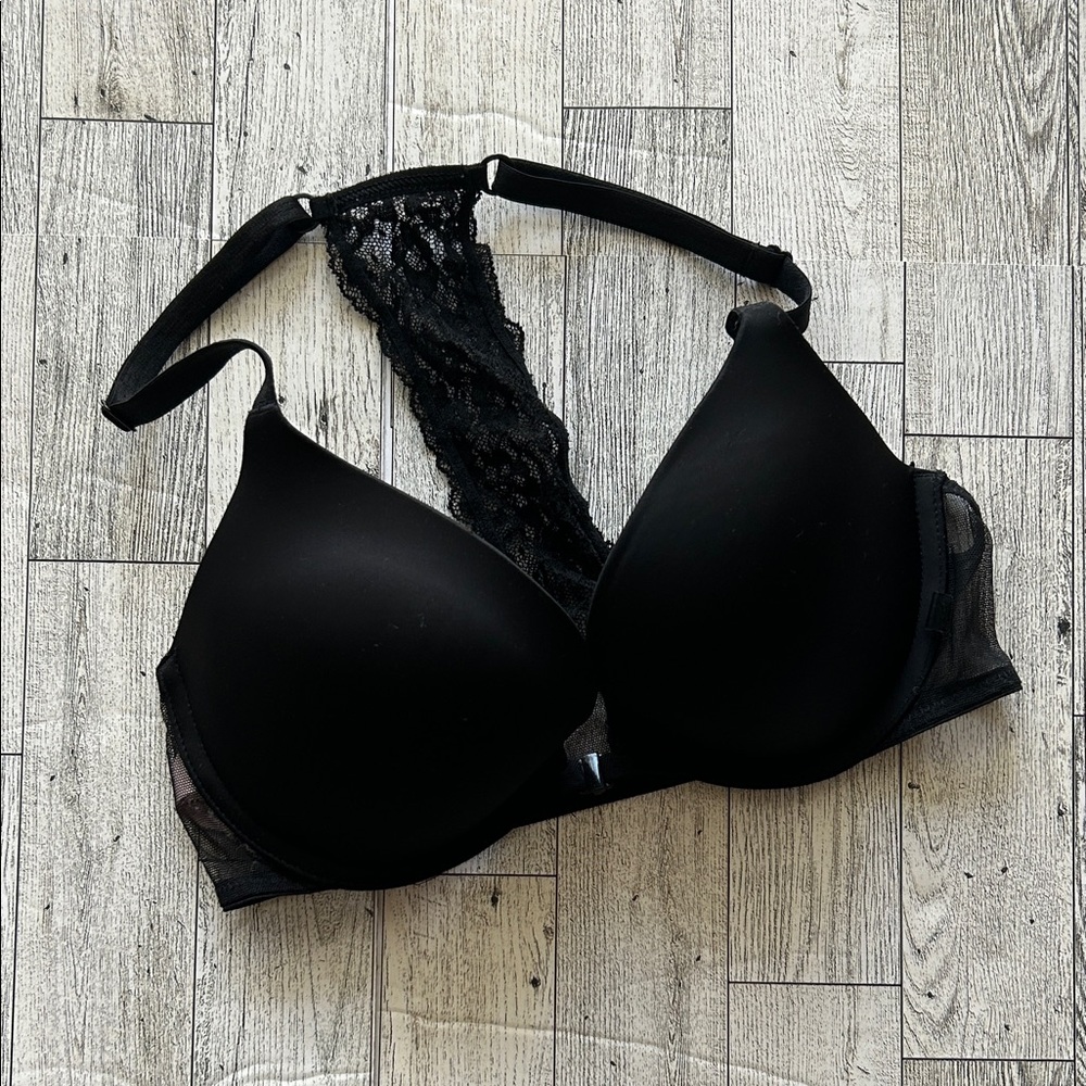 Victoria’s Secret Black Lace push up Bra size 32C